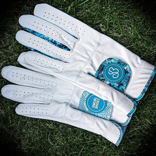 Best Golf Gloves in the UK (2026 Buyer’s Guide)