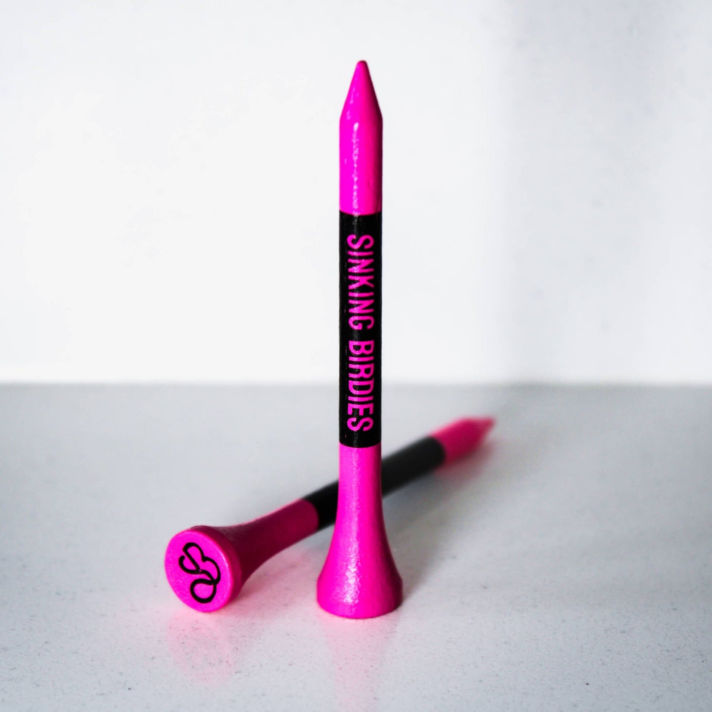45 Bamboo Golf Tees - Neon Pink